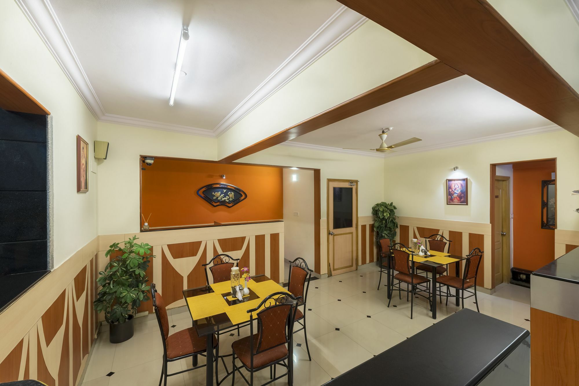 Hotel Raj Comforts -Golf View Bangalore Luaran gambar
